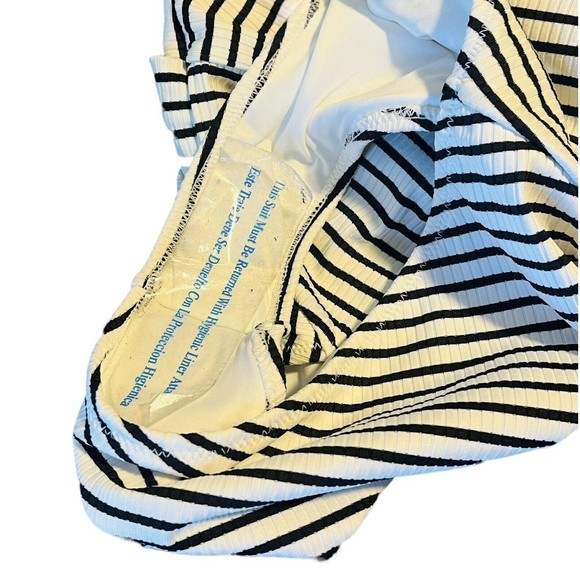 NWT Black and White Striped Shade & Shore High Cut One Piece Swimsuit S - Picture 6 of 7
